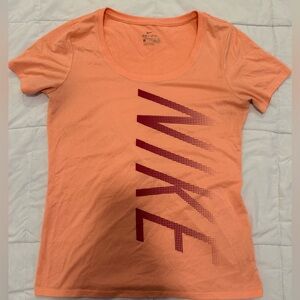 Nike women’s shirt